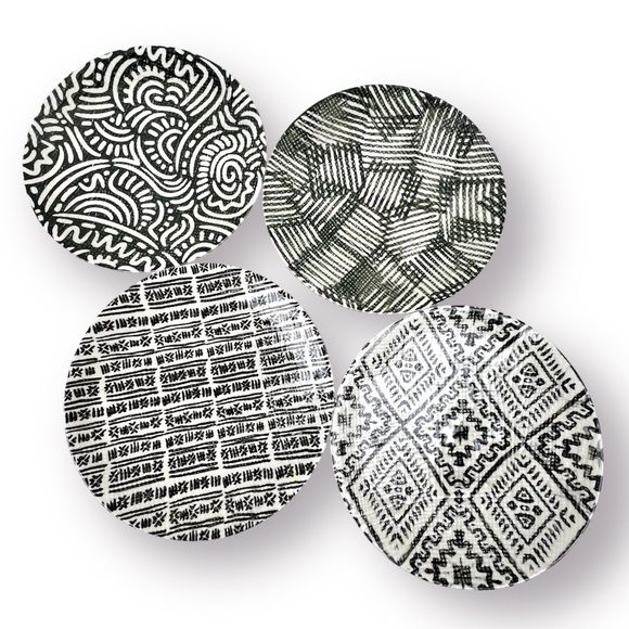 Southern Living At Home Other - Southern Living Dillard’s Earthenware Salad Plates Tribal Black/White 8.5" Set/4